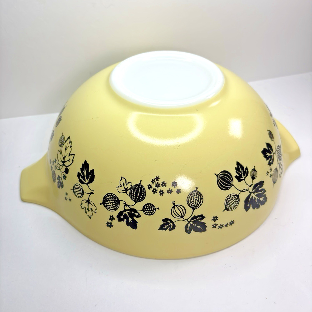 Vtg Pyrex Cinderella Bowl Yellow Black Gooseberry 4 Qt 444 Nesting Mixing large